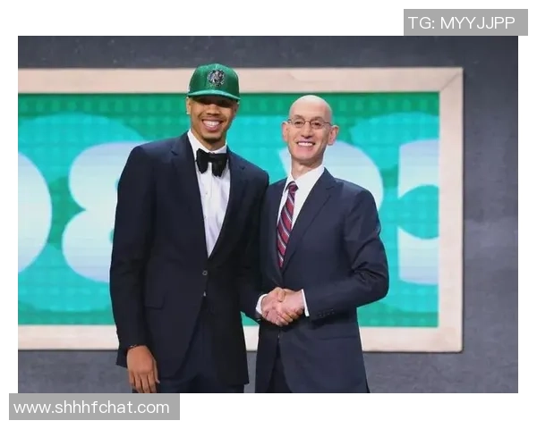 塔图姆从贫困少年到NBA巨星的励志成长之路揭秘 塔图姆从贫困少年到NBA巨星的励志成长之路揭秘